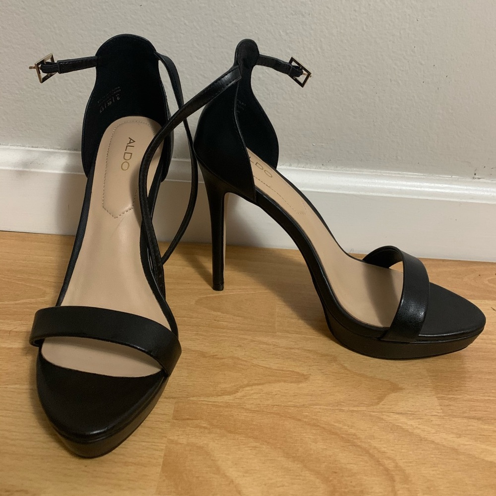 Aldo Black Strappy Sandal